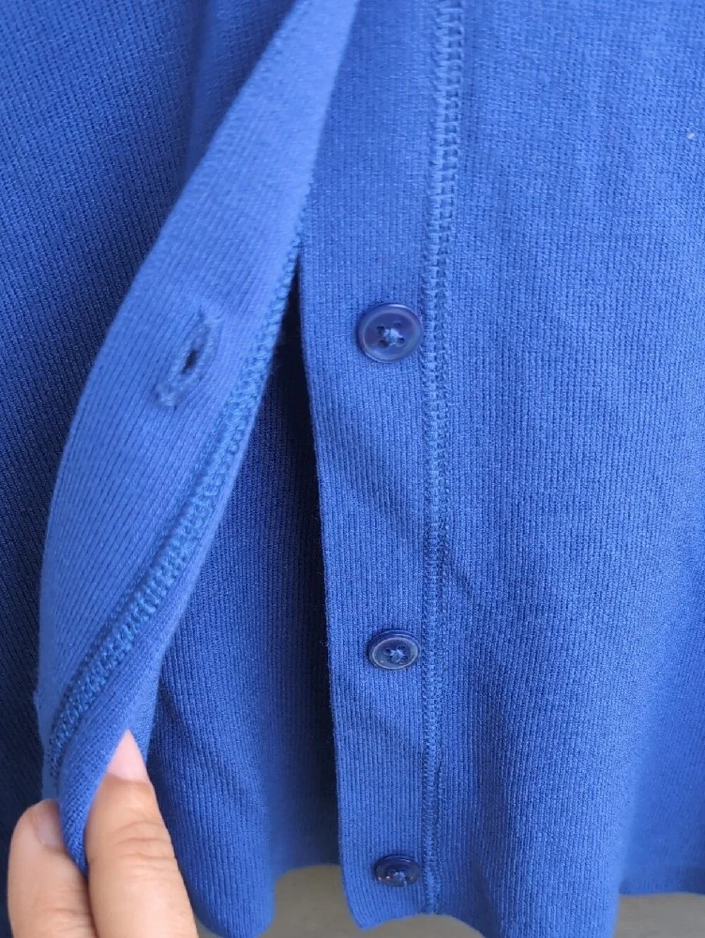 LOFT Cobalt Blue V-Neck Button Front Cardigan Size Large